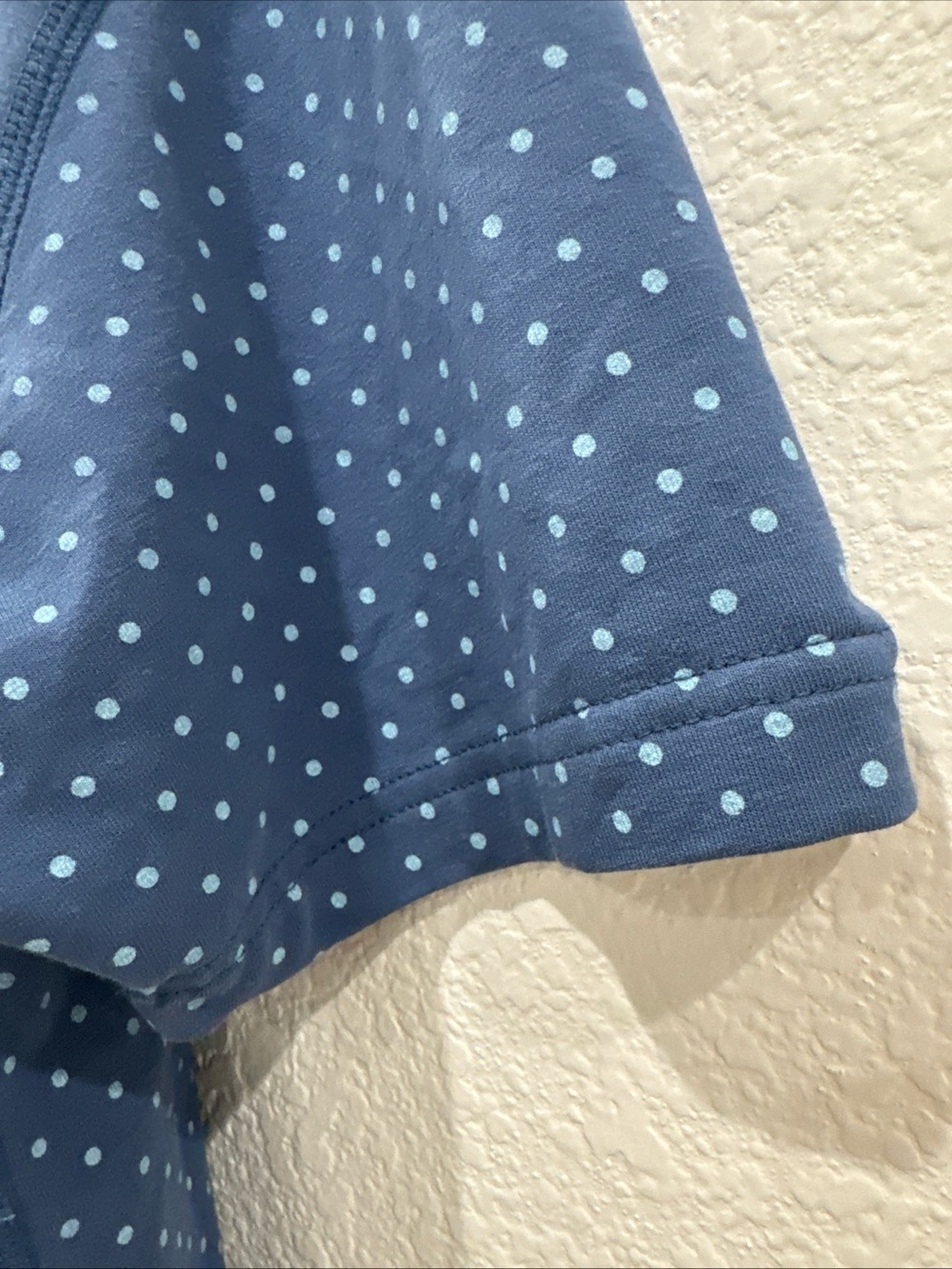 BYLT Premium Basics Polo Shirt Mens Medium Blue Polka Dot Stretch Performance - Picture 4 of 7